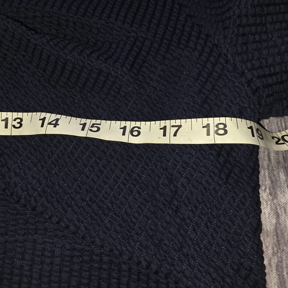 LOFT Navy Blue Seersucker Textured Twist Front Puff Sleeve Top‎ Women's Size L